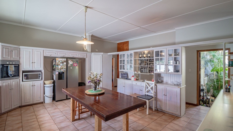 5 Bedroom Property for Sale in Vincent Eastern Cape